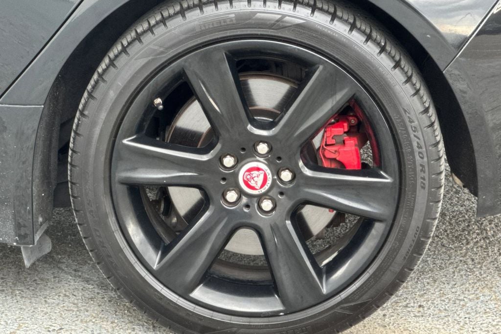 2017 Jaguar XE 35t Premium