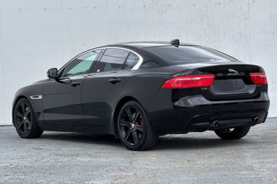 2017 Jaguar XE 35t Premium