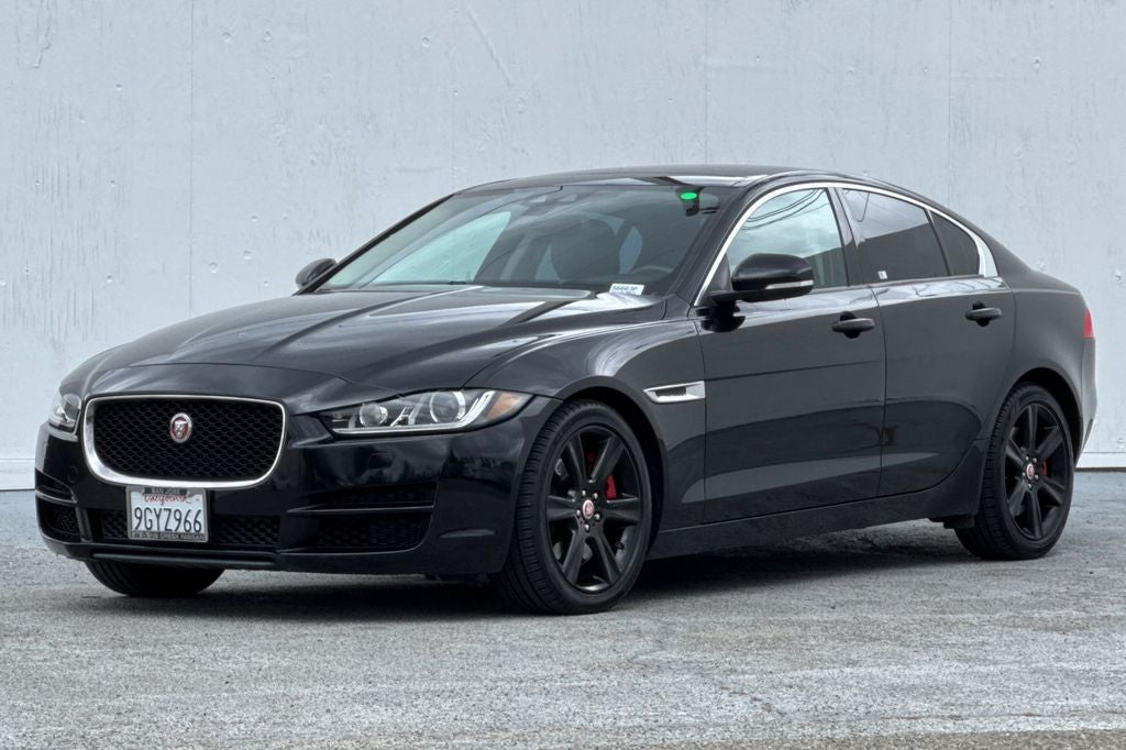 2017 Jaguar XE 35t Premium
