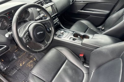 2017 Jaguar XE 35t Premium