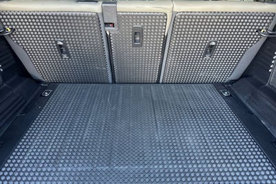 2023 Land Rover Defender 110 X-Dynamic SE