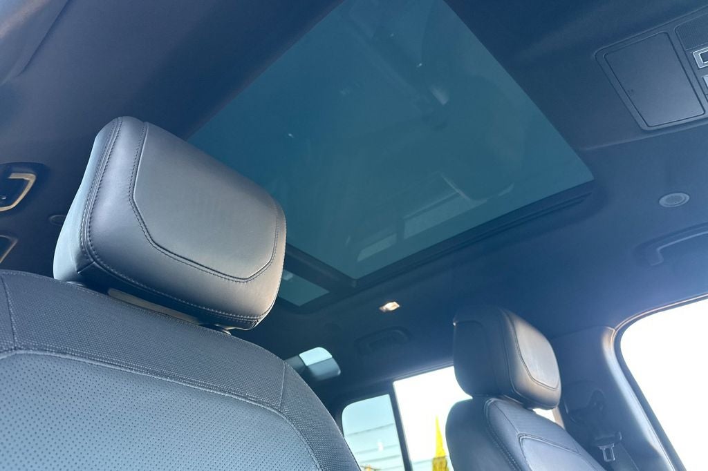 2021 Land Rover Defender 110 X-Dynamic HSE