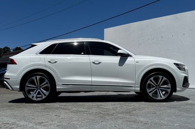 2020 Audi Q8 55 Premium Plus quattro