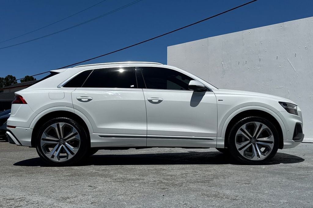 2020 Audi Q8 55 Premium Plus quattro