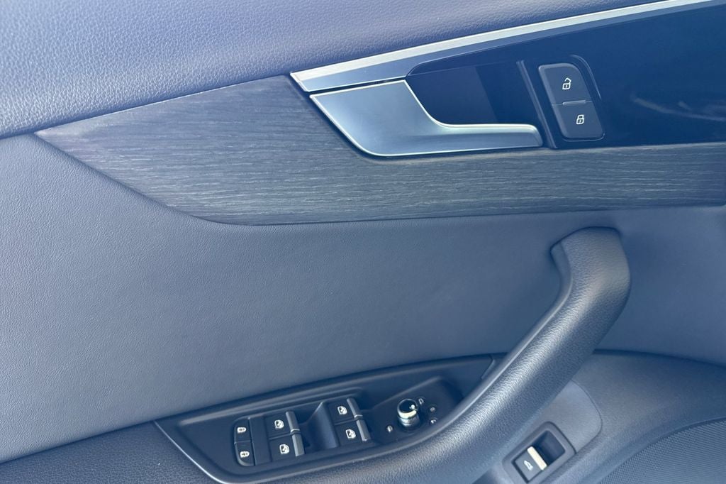 2021 Audi A4 45 S line Premium quattro