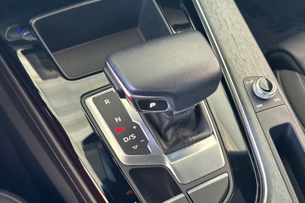 2021 Audi A4 45 S line Premium quattro
