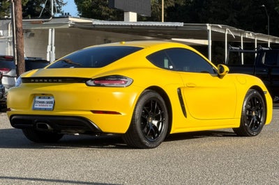 2022 Porsche 718 Cayman T