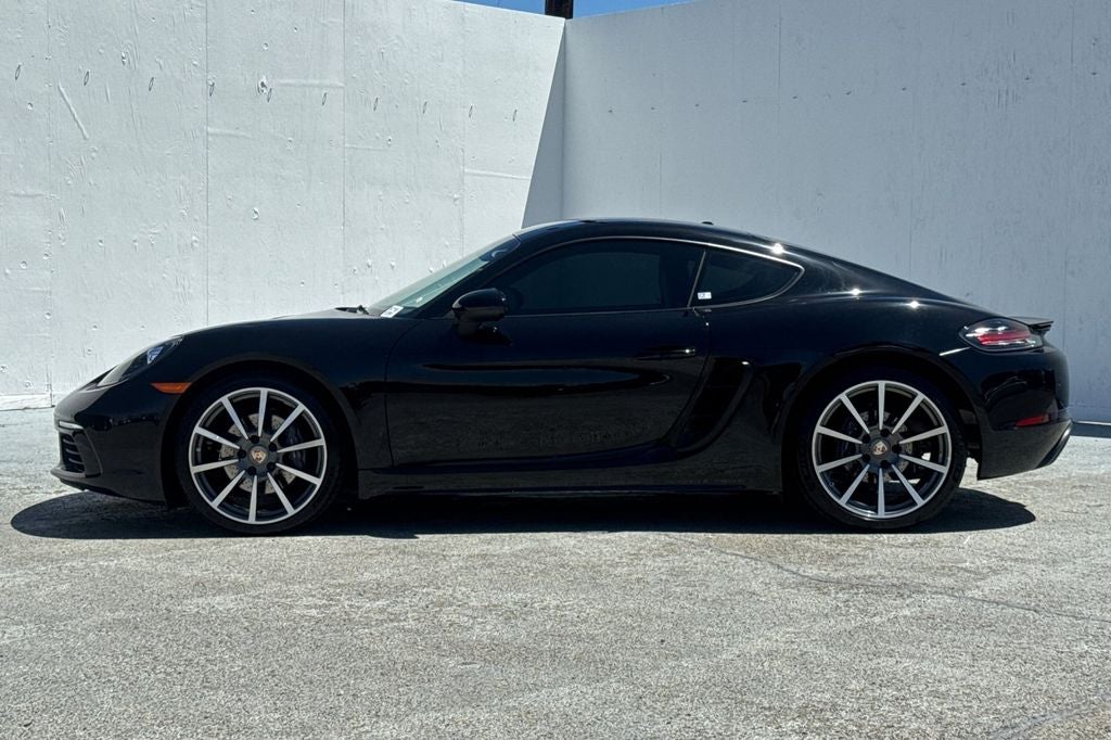 2018 Porsche 718 Cayman .