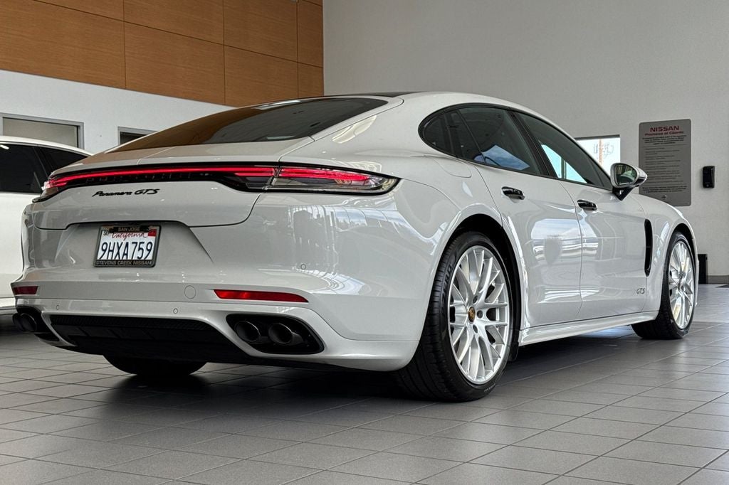 2023 Porsche Panamera GTS
