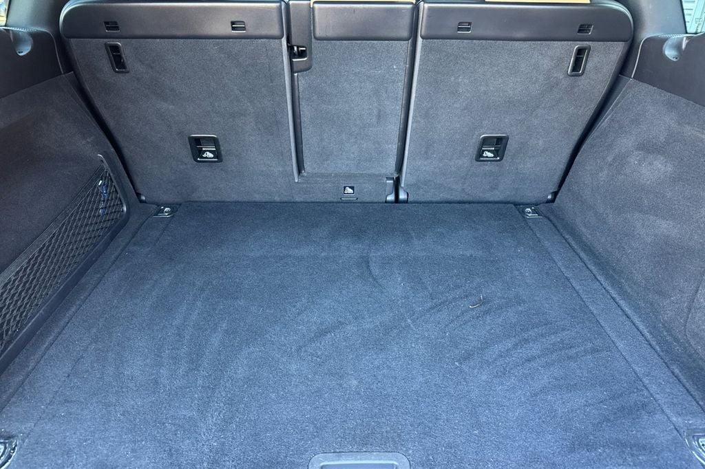 2016 Porsche Cayenne Base
