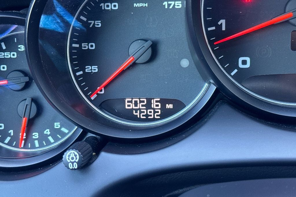 2016 Porsche Cayenne Base