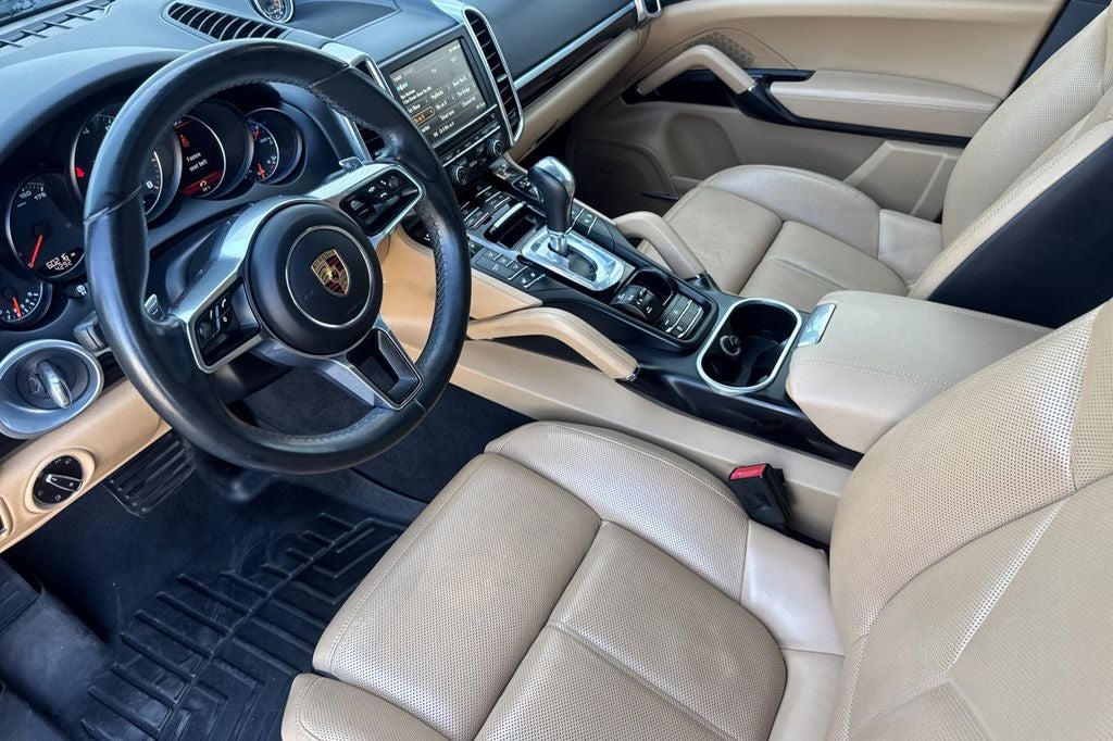 2016 Porsche Cayenne Base