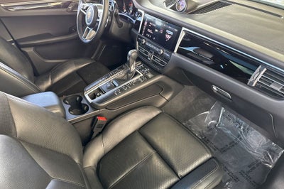 2021 Porsche Macan .