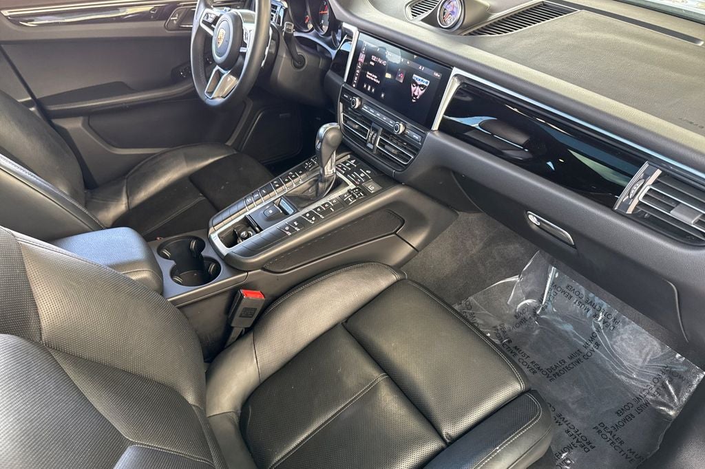 2021 Porsche Macan .