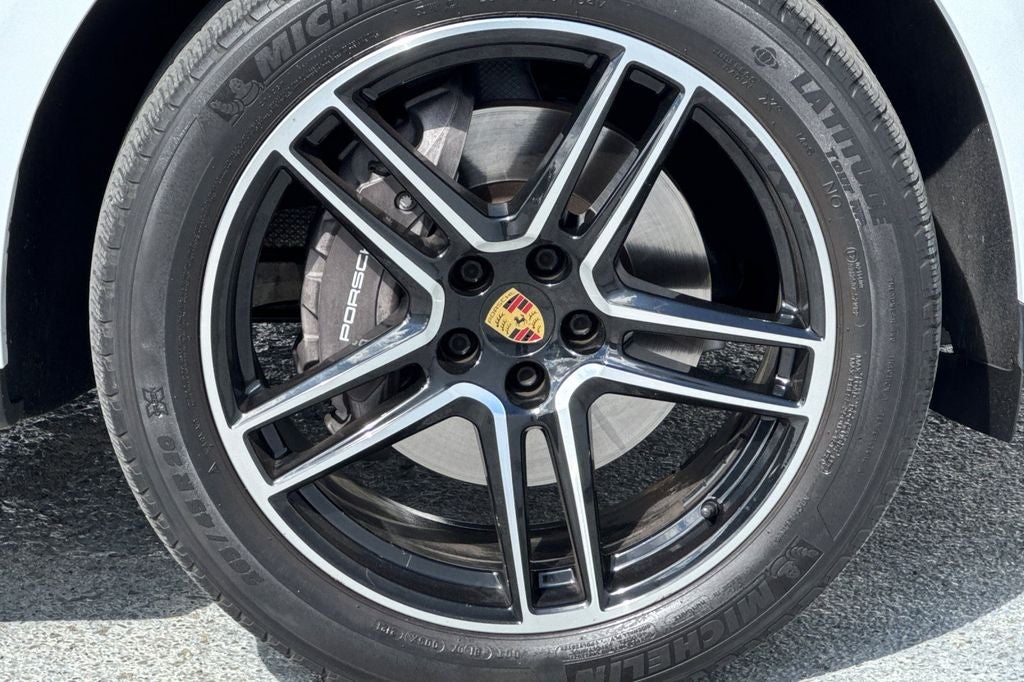 2021 Porsche Macan .