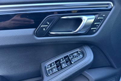 2018 Porsche Macan Base