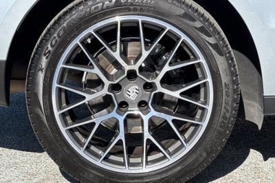 2018 Porsche Macan Base