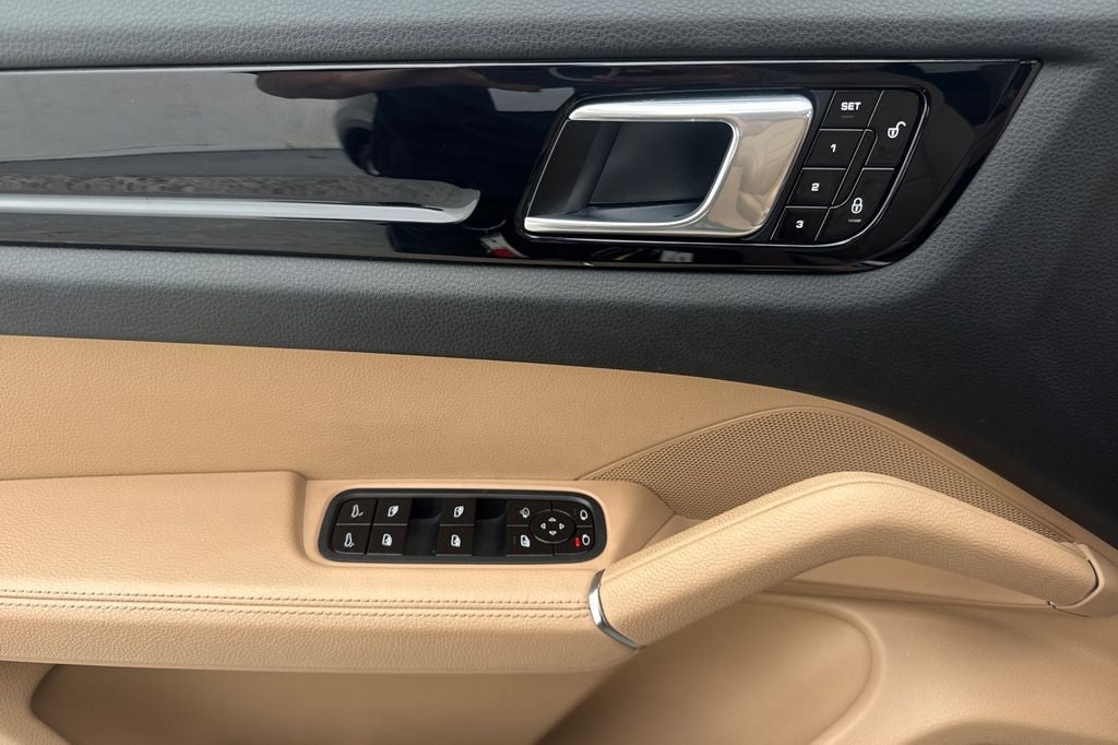2019 Porsche Cayenne Base