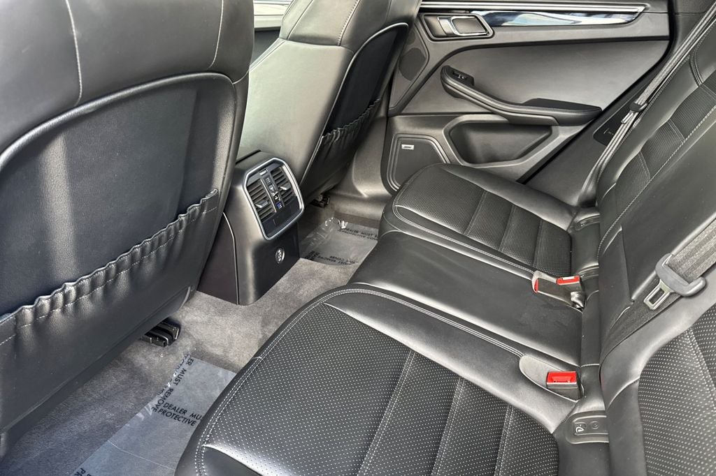 2018 Porsche Macan Turbo