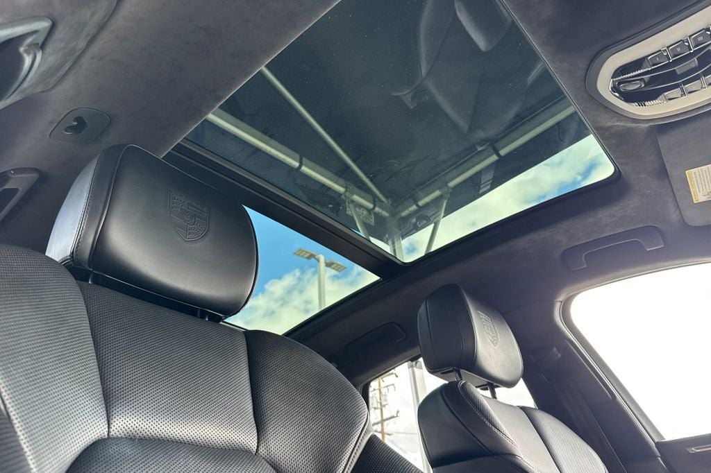 2018 Porsche Macan Turbo