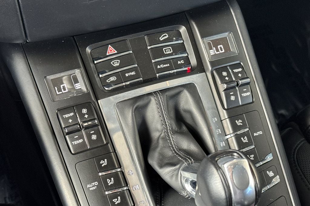 2018 Porsche Macan Turbo