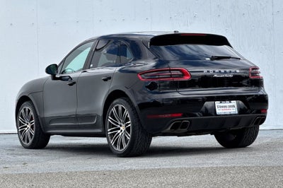 2018 Porsche Macan Turbo