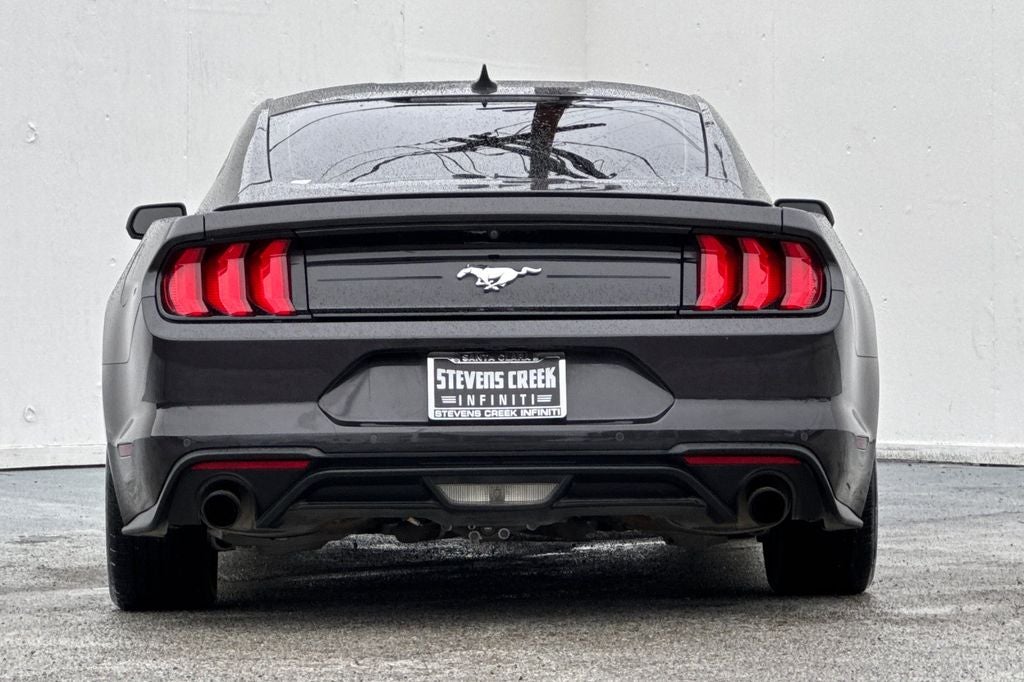 2022 Ford Mustang EcoBoost Premium