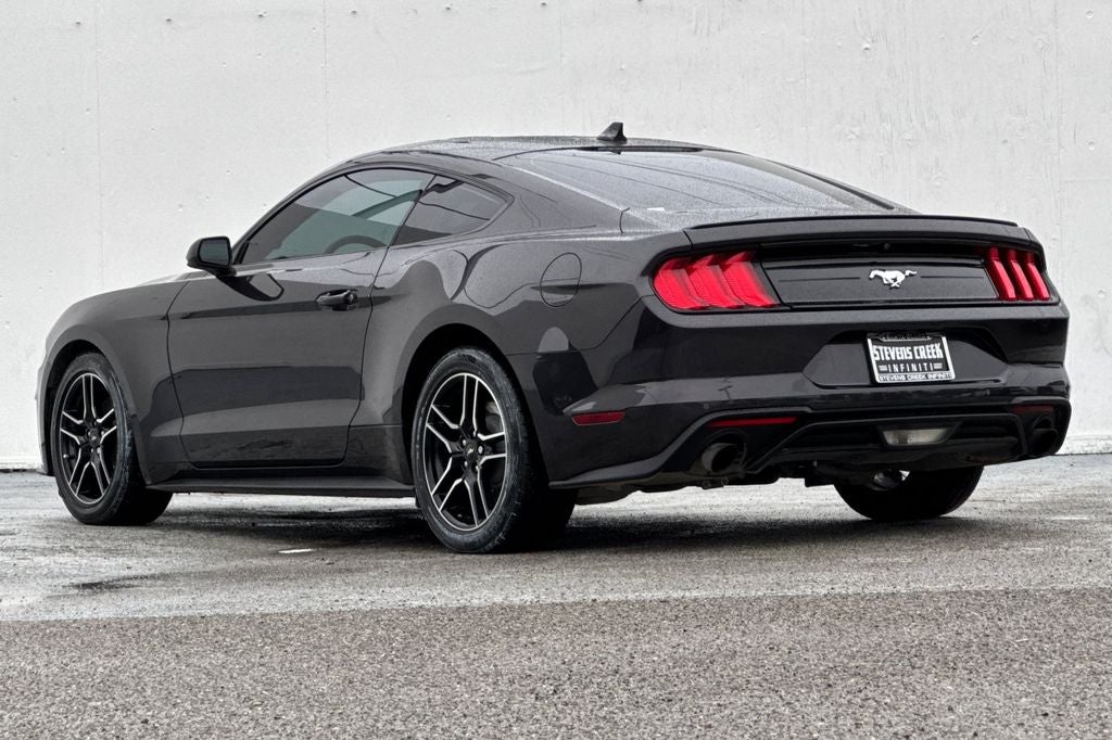 2022 Ford Mustang EcoBoost Premium