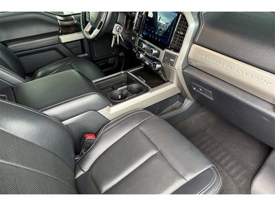 2022 Ford F-250SD Lariat