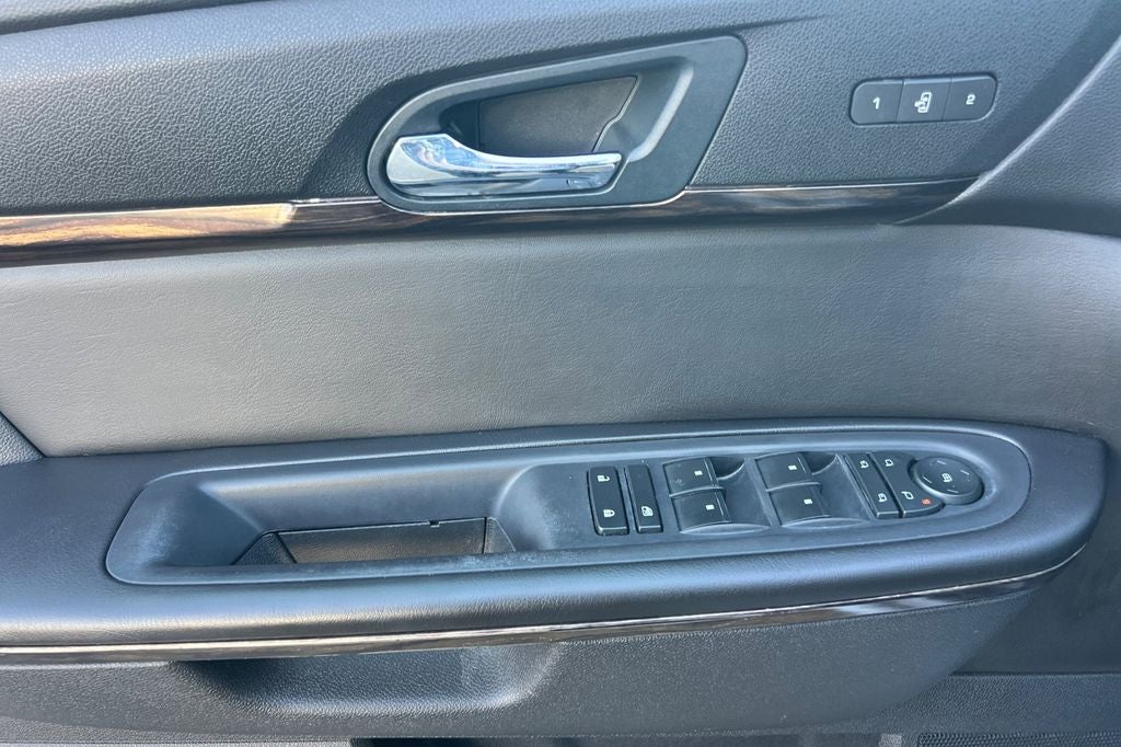 2016 GMC Acadia Denali