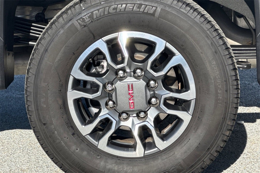 2024 GMC Sierra 2500HD SLT