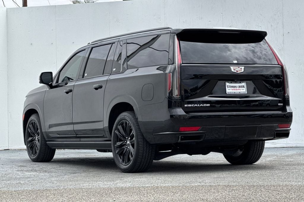 2022 Cadillac Escalade ESV Sport