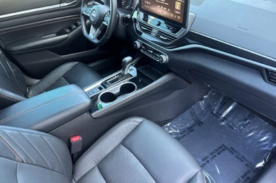 2023 Nissan Altima 2.0 SR
