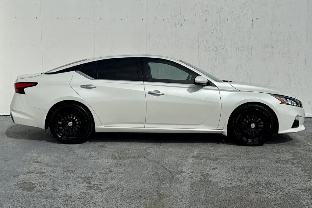 2019 Nissan Altima 2.0 Platinum