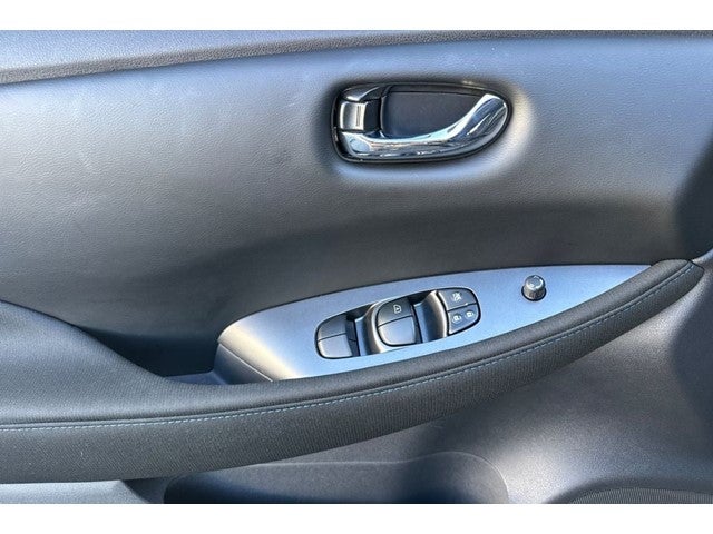 2025 Nissan Leaf S