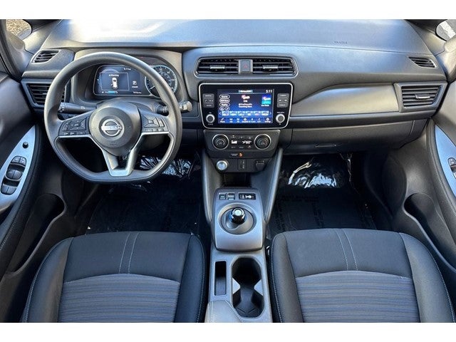 2025 Nissan Leaf S