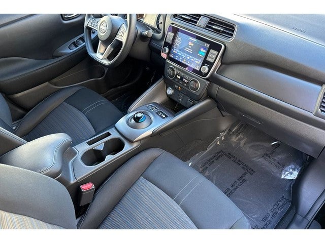 2025 Nissan Leaf S