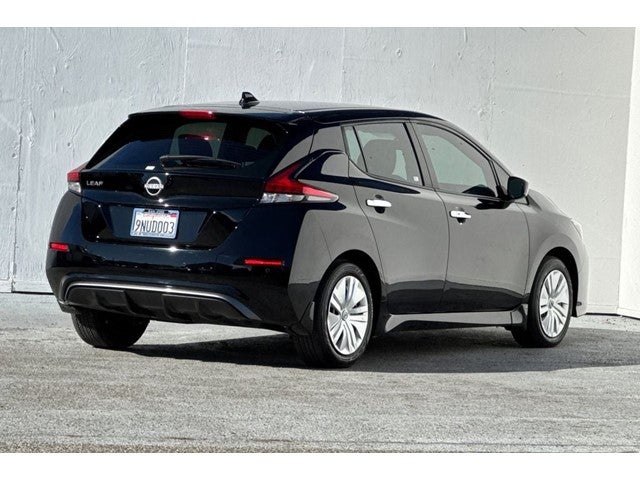 2025 Nissan Leaf S