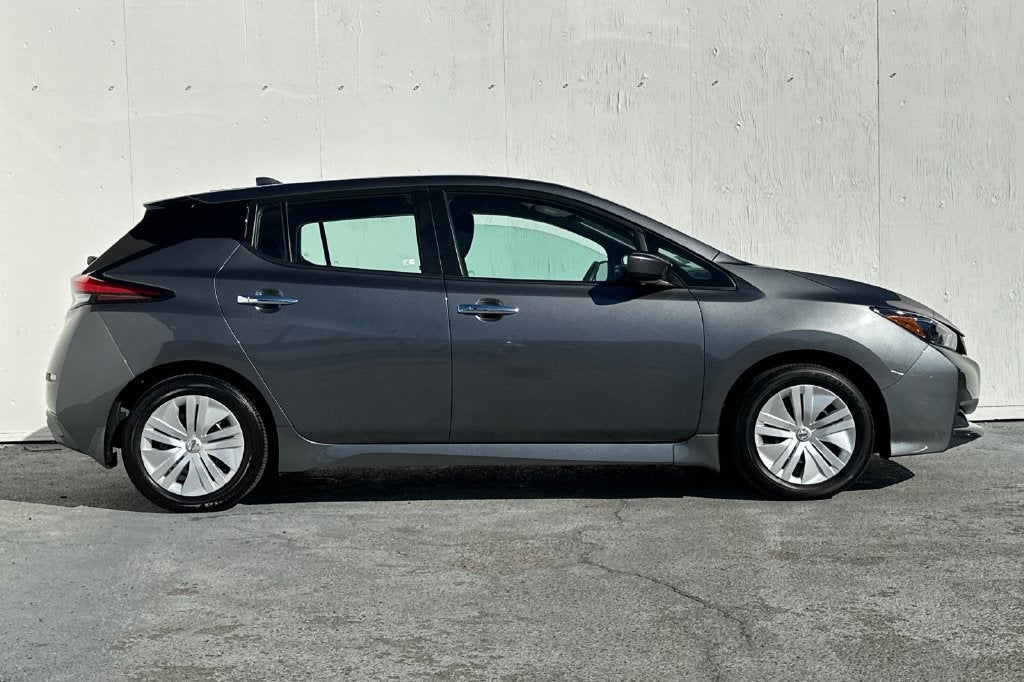 Used 2025 Nissan Leaf S with VIN 1N4AZ1BV4SC563892 for sale in Santa Clara, CA