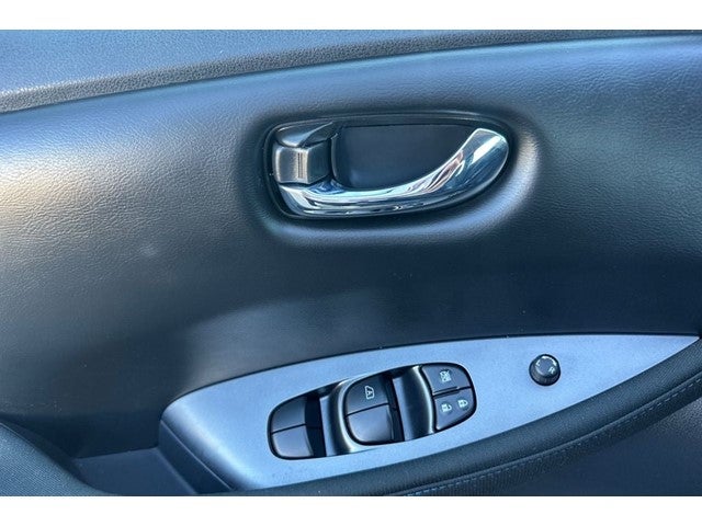 2025 Nissan Leaf S
