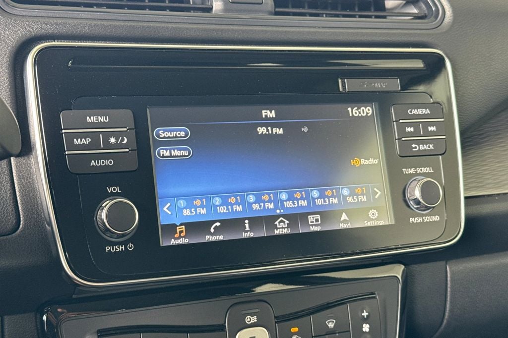 2018 Nissan Leaf SV