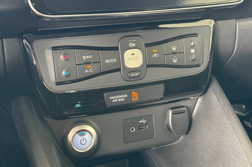 2018 Nissan Leaf SV