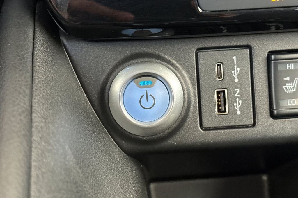 2025 Nissan Leaf SV Plus