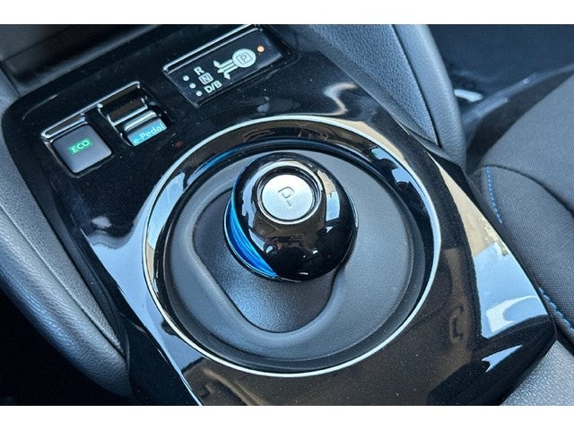 2025 Nissan Leaf SV Plus