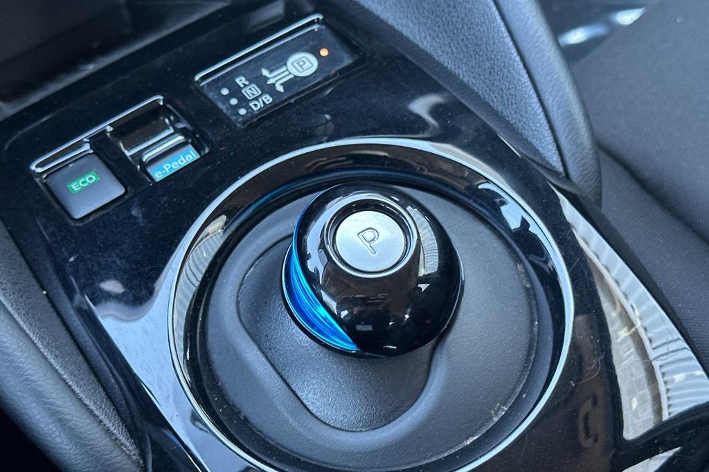 2023 Nissan Leaf SV Plus