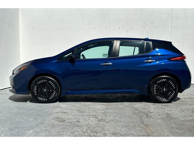 2023 Nissan Leaf SV Plus