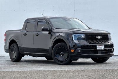 2025 Ford Maverick Lobo Standard