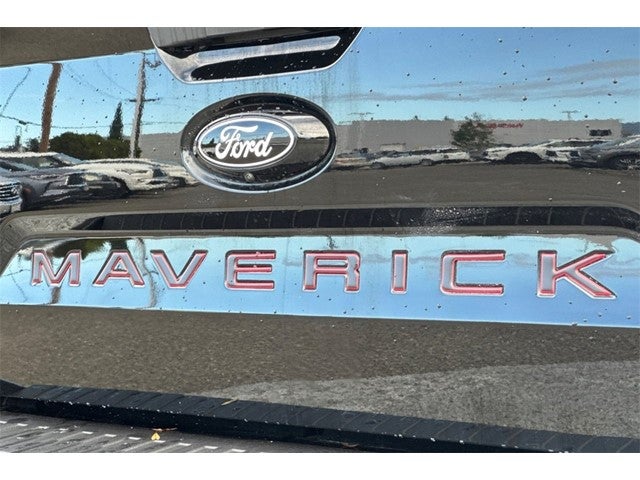 2025 Ford Maverick Lobo Standard