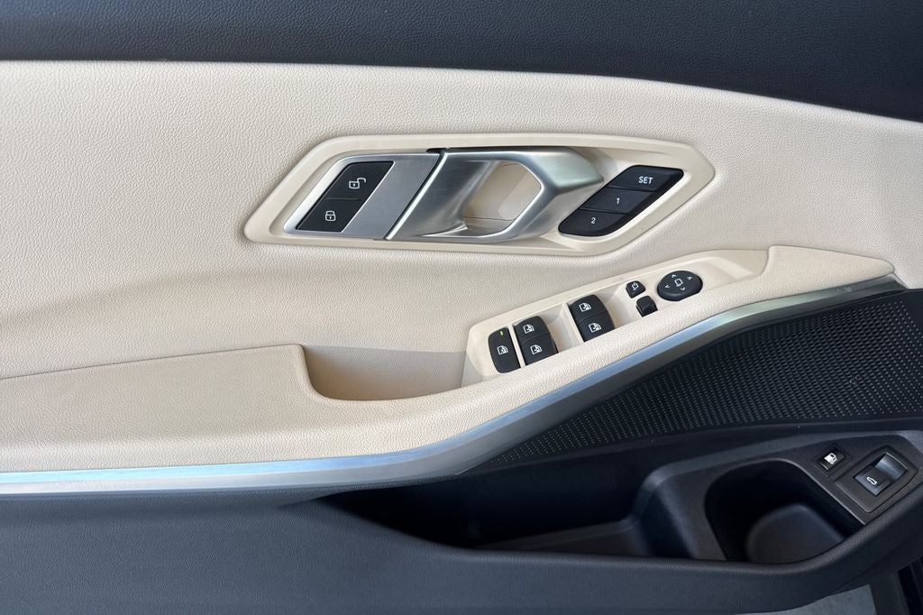 2021 BMW 3 Series 330e iPerformance