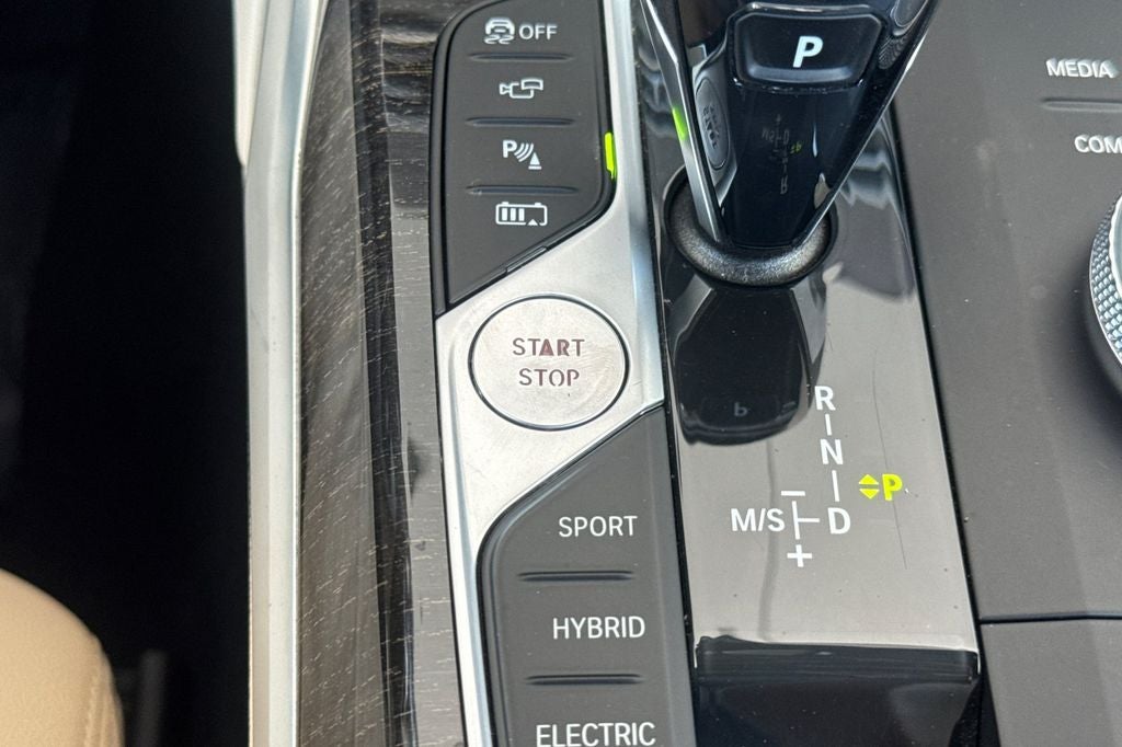2021 BMW 3 Series 330e iPerformance